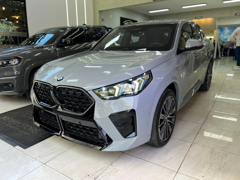 Foto do veículo BMW X2 2.0 TURBO GASOLINA XDRIVE20I M SPORT STEPTRONIC 2026 0 KM 389.790,00