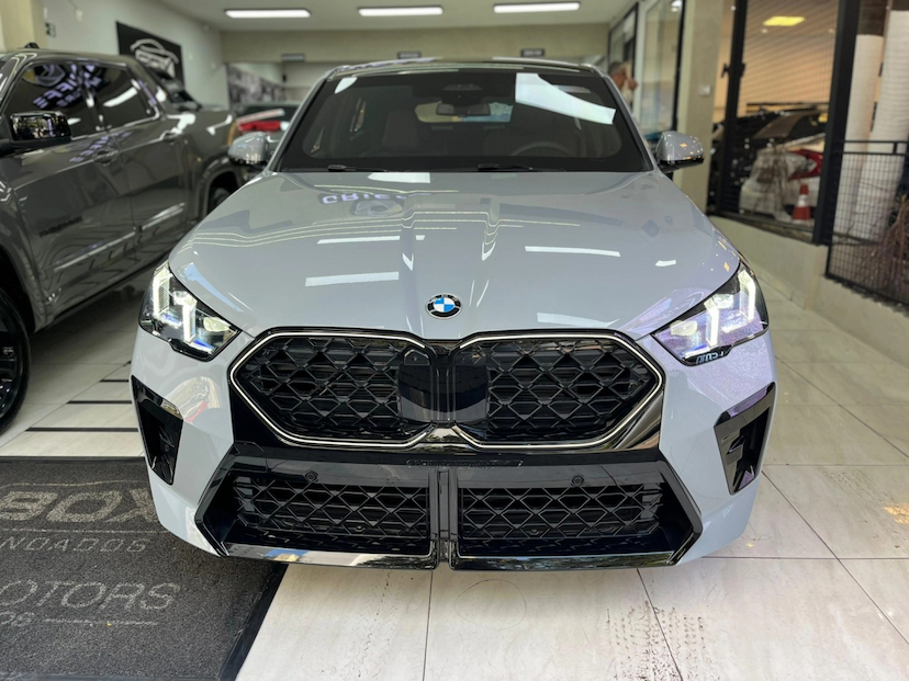 Foto do veículo BMW X2 2.0 TURBO GASOLINA XDRIVE20I M SPORT STEPTRONIC 2026 0 KM 389.790,00