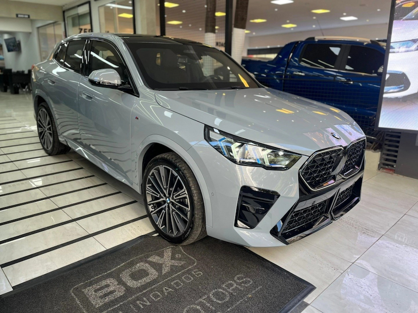 Foto do veículo BMW X2 2.0 TURBO GASOLINA XDRIVE20I M SPORT STEPTRONIC 2026 0 KM 389.790,00