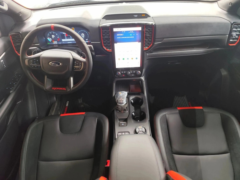 Foto do veículo FORD RANGER 3.0 V6 BI-TURBO RAPTOR 4WD AUTOMATICO 2026 0 KM 489.700,00