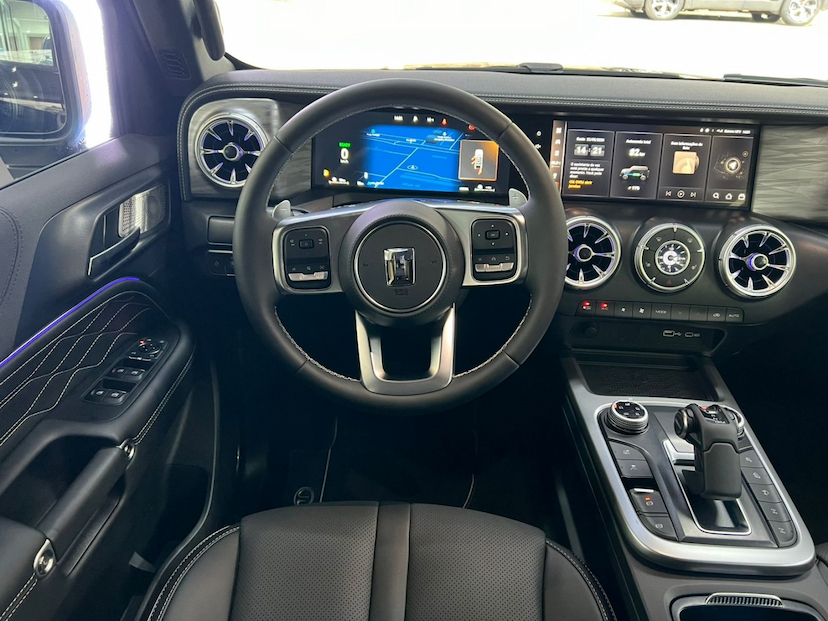 Foto do veículo GWM TANK 300 2.0 HI4-T PHEV 4X4 9HAT FLEX 2027 0 KM 328.900,00
