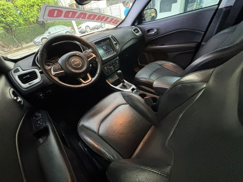 Foto do veículo JEEP COMPASS 2.0 16V FLEX LONGITUDE AUTOMÁTICO 2020 82.855 KM 112.777,00