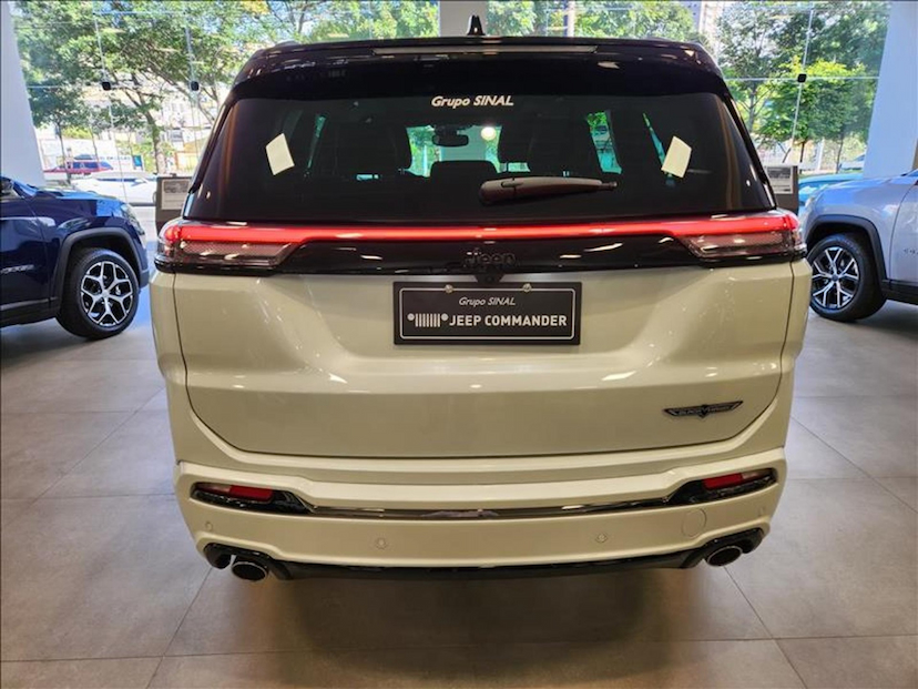 Foto do veículo JEEP COMMANDER 2.0 HURRICANE 4 TURBO FLEX BLACKHAWK AT9 2027 0 KM 279.500,00