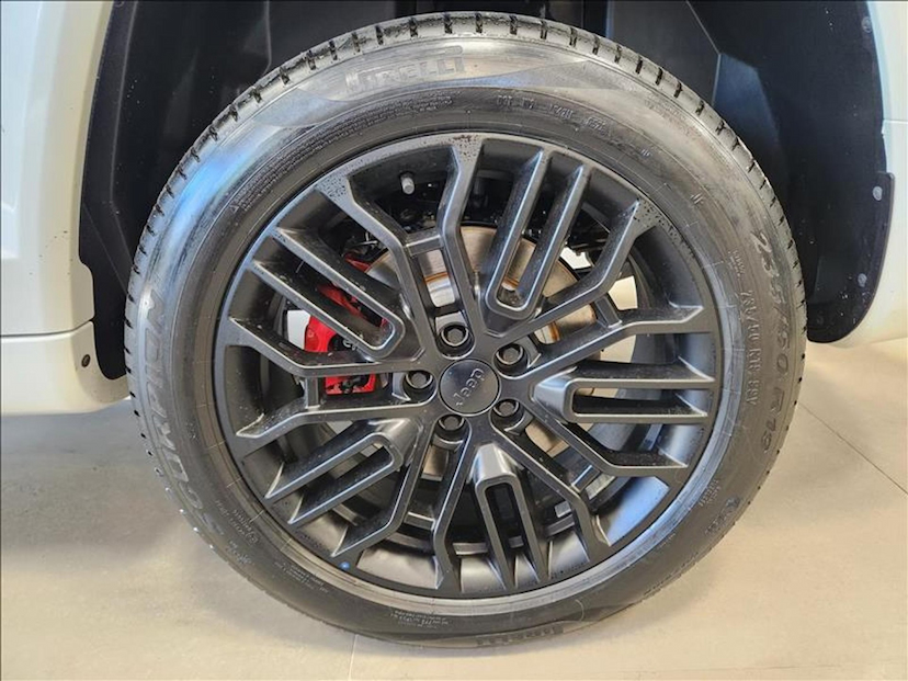 Foto do veículo JEEP COMMANDER 2.0 HURRICANE 4 TURBO FLEX BLACKHAWK AT9 2027 0 KM 279.500,00
