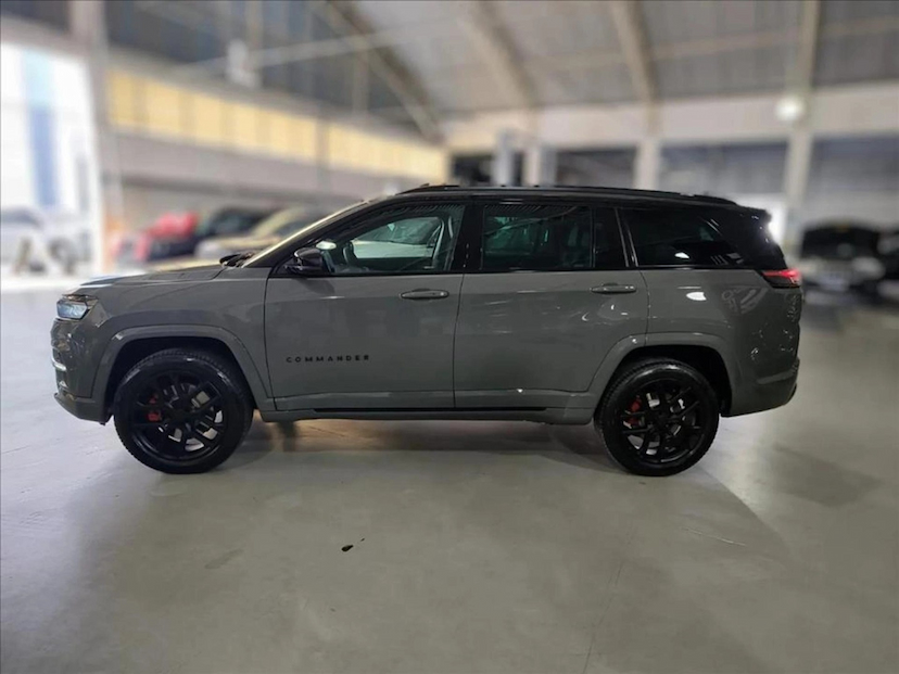 Foto do veículo JEEP COMMANDER 2.0 HURRICANE 4 TURBO GASOLINA BLACKHAWK AT9 2026 0 KM 294.777,00