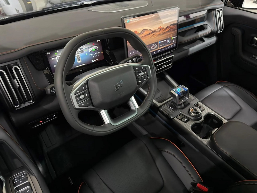 Foto do veículo JETOUR T1 1.5 TGDI PHEV PREMIUM DHT 2026 0 KM 264.900,00
