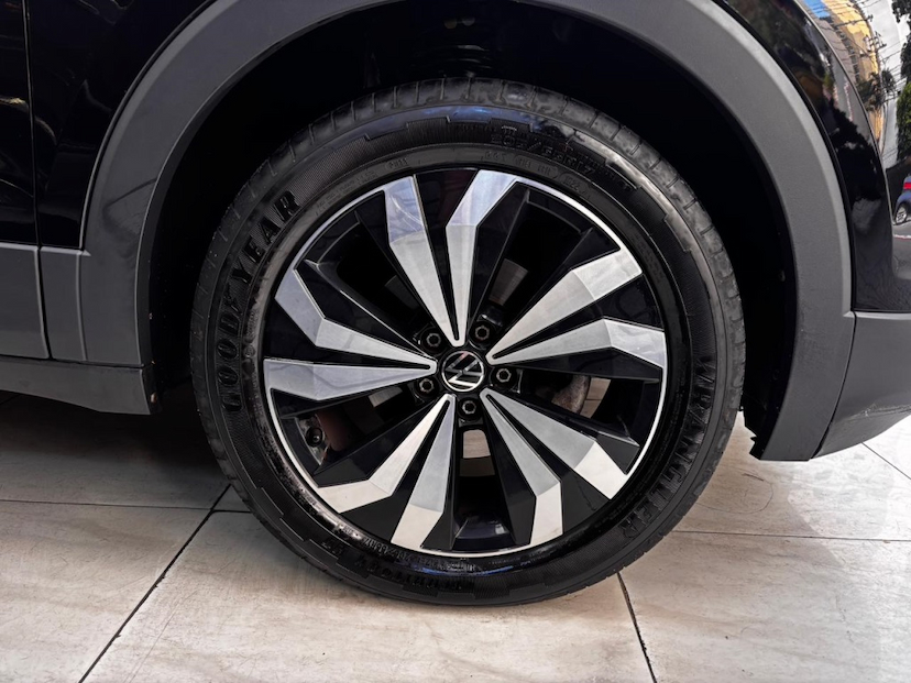 Foto do veículo VOLKSWAGEN T-CROSS 1.4 250 TSI TOTAL FLEX HIGHLINE AUTOMÁTICO 2022 60.161 KM 106.777,00
