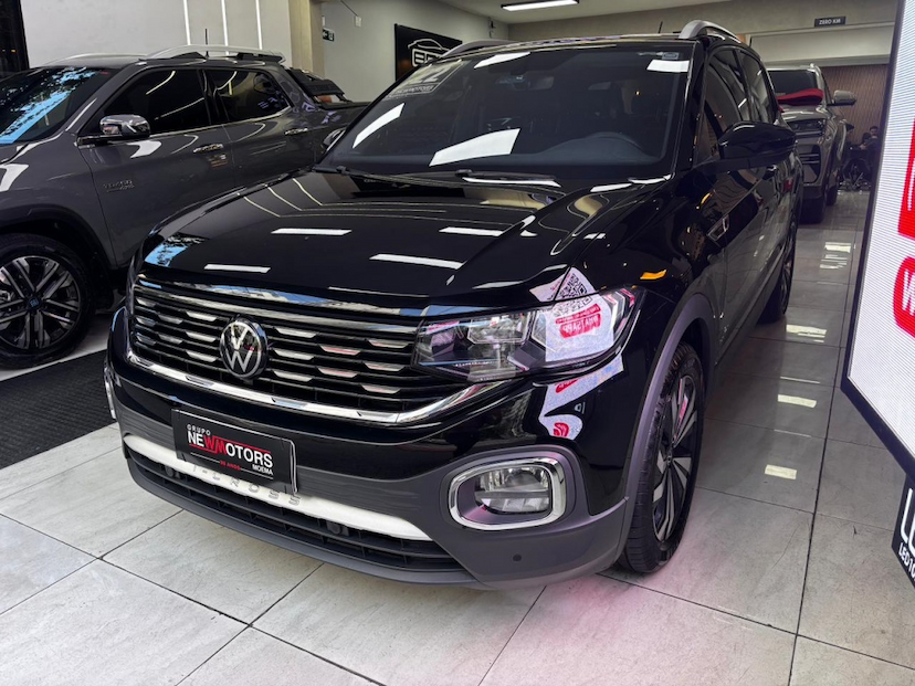 Foto do veículo VOLKSWAGEN T-CROSS 1.4 250 TSI TOTAL FLEX HIGHLINE AUTOMÁTICO 2022 60.161 KM 106.777,00