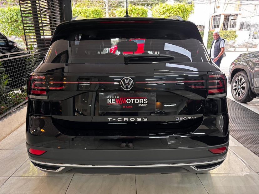 Foto do veículo VOLKSWAGEN T-CROSS 1.4 250 TSI TOTAL FLEX HIGHLINE AUTOMÁTICO 2022 60.161 KM 106.777,00