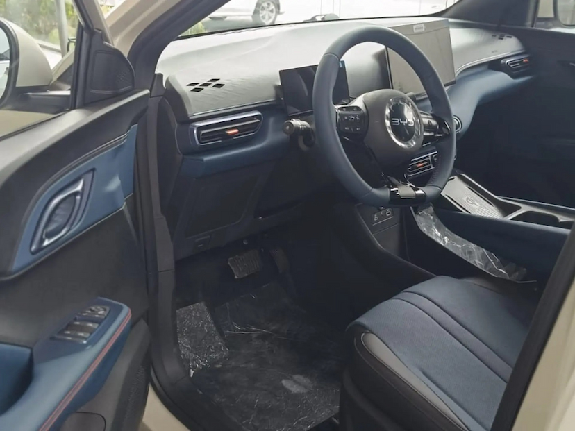 Foto do veículo BYD DOLPHIN MINI 38 KW ELÉTRICO GS 2027 0 KM 119.890,00