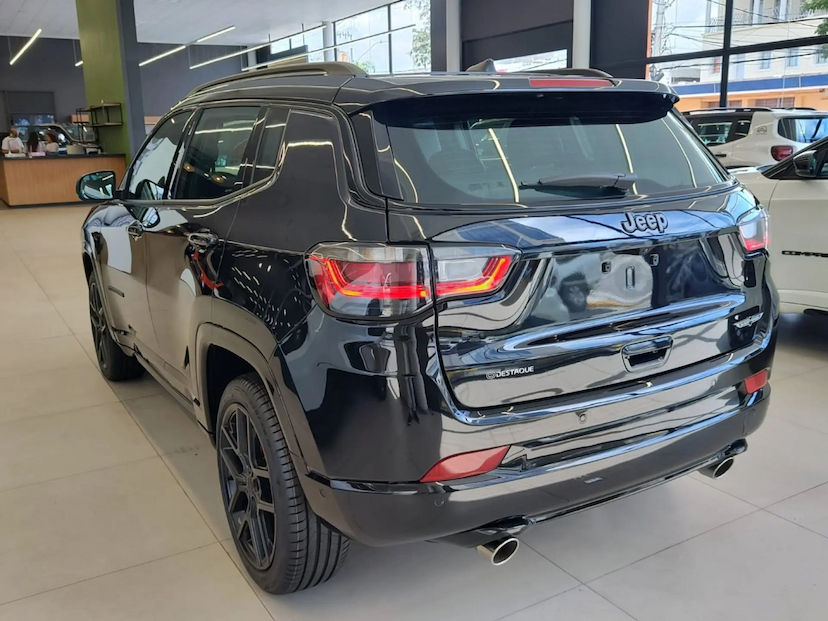 Foto do veículo JEEP COMPASS 2.0 HURRICANE TURBO FLEX BLACKHAWK AT9 2026 0 KM 276.900,00