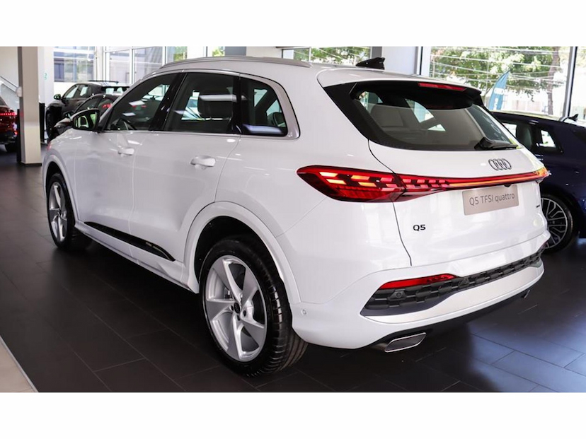 Foto do veículo AUDI Q5 2.0 TFSI GASOLINA ADVANCED QUATTRO S TRONIC 2025 0 KM 421.900,00