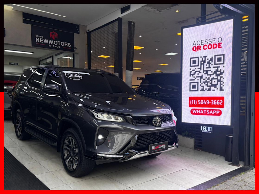 Foto do veículo TOYOTA HILUX SW4 2.8 D-4D TURBO DIESEL DIAMOND 7L 4X4 AUTOMÁTICO 2024 25.450 KM 382.777,00