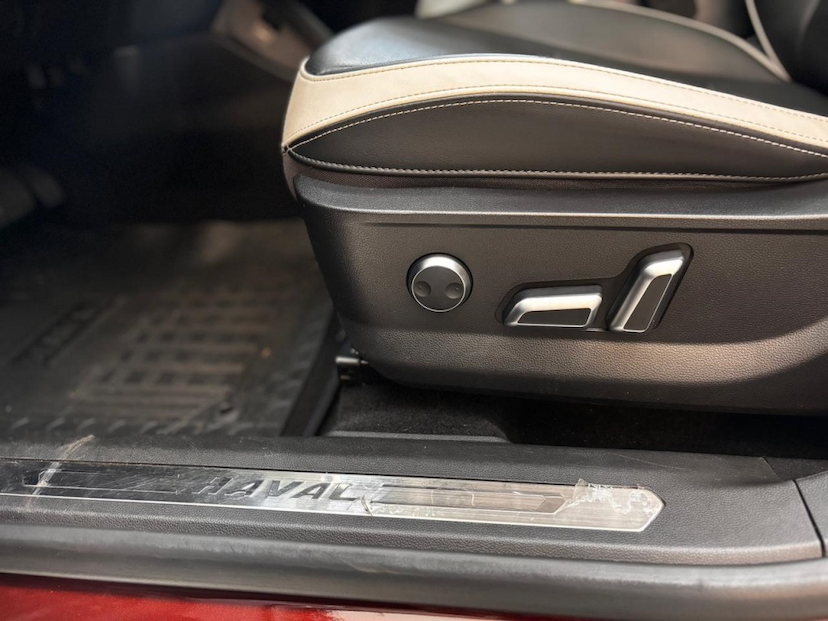 Foto do veículo GWM HAVAL H6 1.5 PHEV19 E-TRACTION 2025 29.603 KM 213.777,00