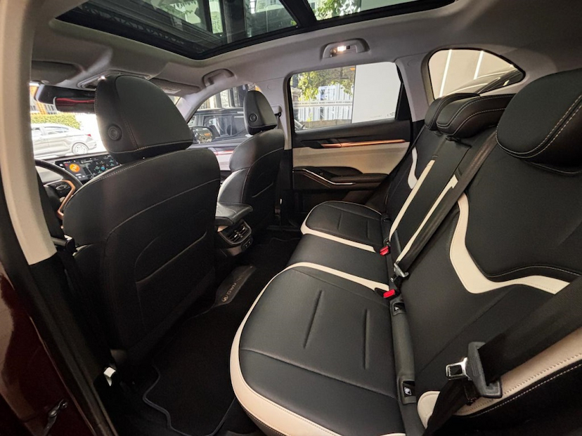 Foto do veículo GWM HAVAL H6 1.5 PHEV19 E-TRACTION 2025 29.603 KM 213.777,00