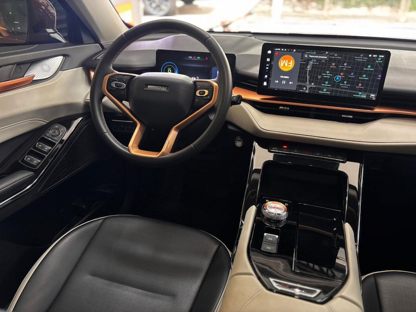 Foto do veículo GWM HAVAL H6 1.5 PHEV19 E-TRACTION 2025 29.603 KM 213.777,00