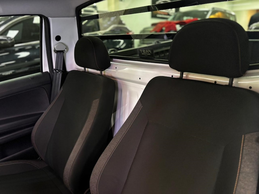 Foto do veículo VOLKSWAGEN SAVEIRO 1.6 MSI ROBUST CS 16V FLEX 2P MANUAL 2024 48.478 KM 71.777,70
