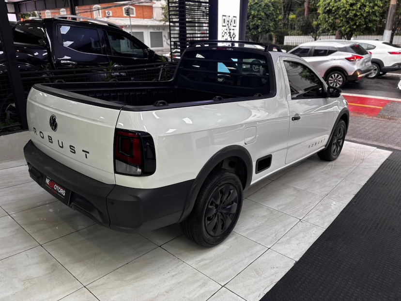 Foto do veículo VOLKSWAGEN SAVEIRO 1.6 MSI ROBUST CS 16V FLEX 2P MANUAL 2024 48.478 KM 71.777,70