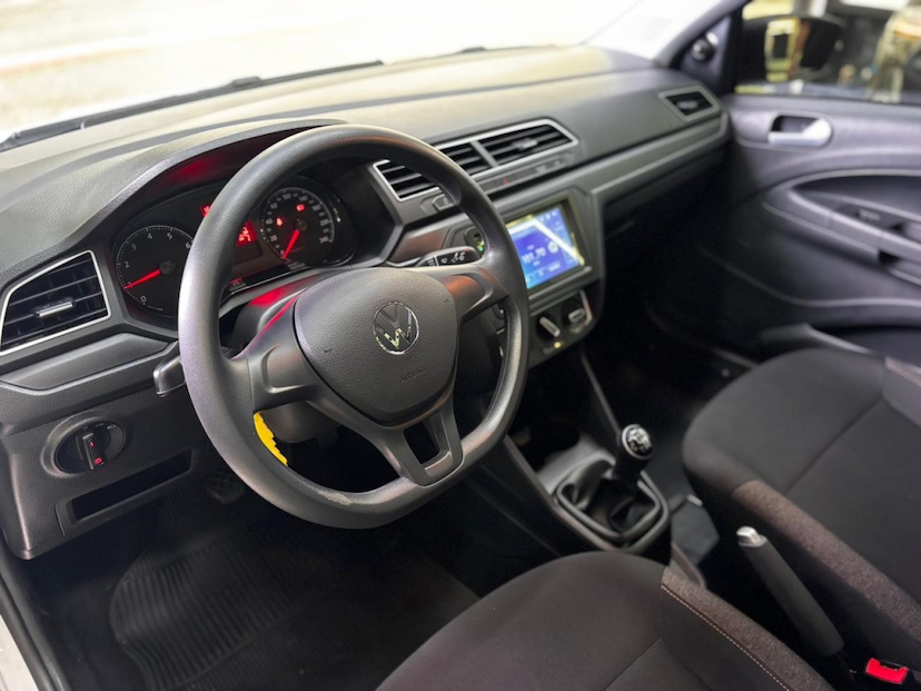 Foto do veículo VOLKSWAGEN SAVEIRO 1.6 MSI ROBUST CS 16V FLEX 2P MANUAL 2024 48.478 KM 71.777,70
