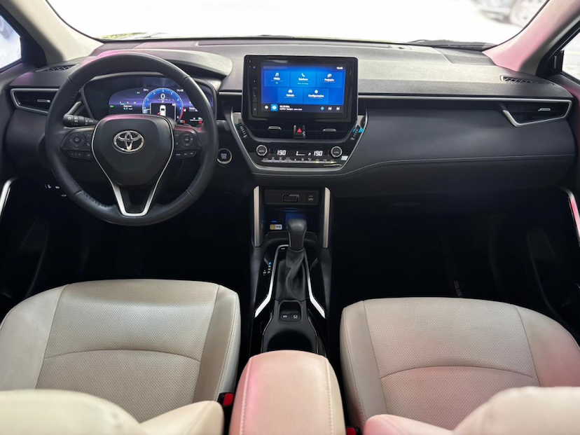 Foto do veículo TOYOTA COROLLA CROSS 2.0 VVT-IE FLEX XRX DIRECT SHIFT 2025 20.000 KM 179.777,00