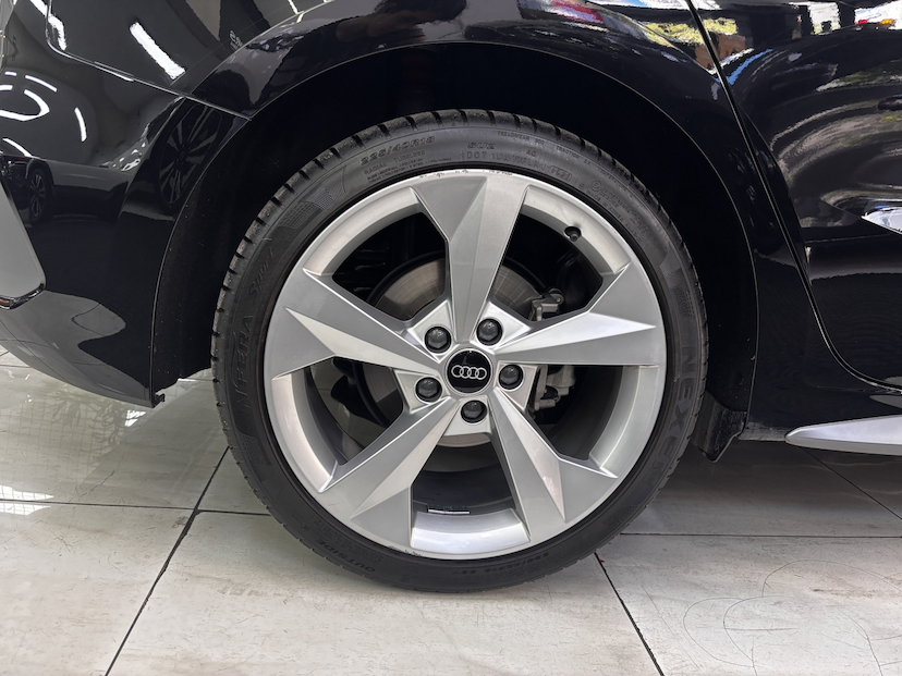 Foto do veículo AUDI A3 2.0 40 TFSI MHEV SPORTBACK S LINE S-TRONIC 2023 10.500 KM 207.777,00