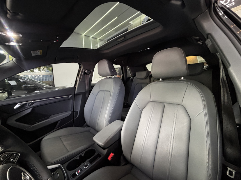 Foto do veículo AUDI A3 2.0 40 TFSI MHEV SPORTBACK S LINE S-TRONIC 2023 10.500 KM 207.777,00