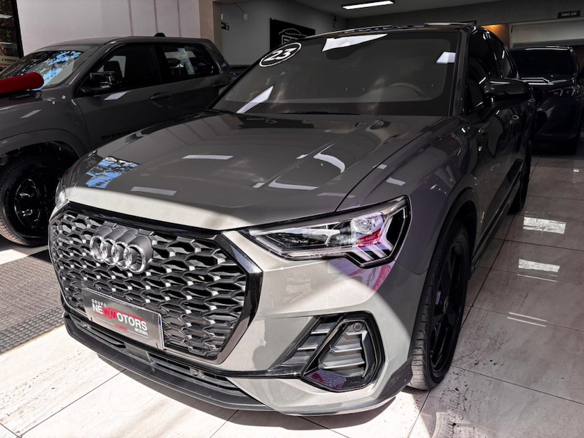 Foto do veículo AUDI Q3 2.0 40 TFSI GASOLINA SPORTBACK PERFORMANCE QUATTRO TIPTRONIC 2023 45.687 KM 269.777,00