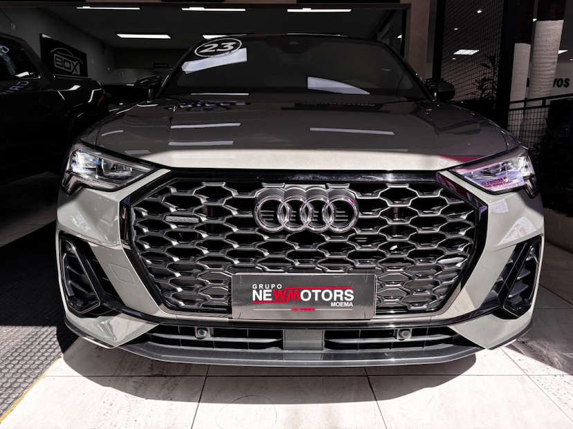Foto do veículo AUDI Q3 2.0 40 TFSI GASOLINA SPORTBACK PERFORMANCE QUATTRO TIPTRONIC 2023 45.687 KM 269.777,00
