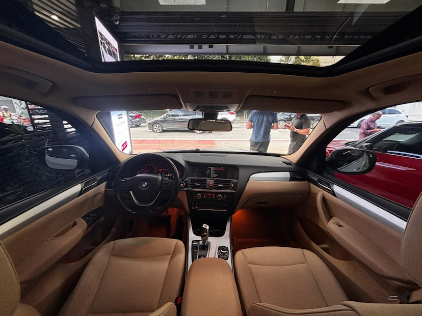 Foto do veículo BMW X3 2.0 20I 4X4 16V GASOLINA 4P AUTOMÁTICO 2014 48.361 KM 99.777,00