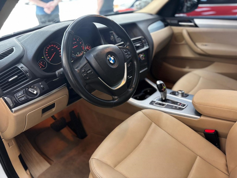 Foto do veículo BMW X3 2.0 20I 4X4 16V GASOLINA 4P AUTOMÁTICO 2014 48.361 KM 99.777,00