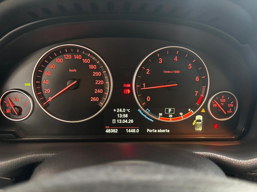 Foto do veículo BMW X3 2.0 20I 4X4 16V GASOLINA 4P AUTOMÁTICO 2014 48.361 KM 99.777,00
