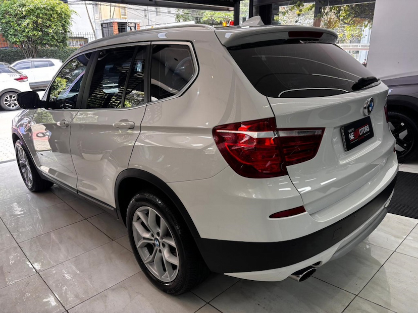 Foto do veículo BMW X3 2.0 20I 4X4 16V GASOLINA 4P AUTOMÁTICO 2014 48.361 KM 99.777,00
