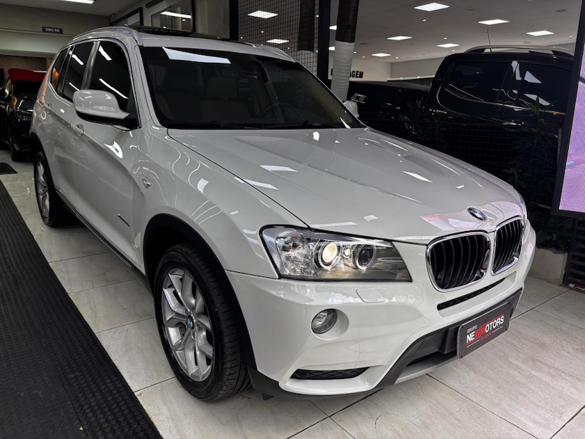 Foto do veículo BMW X3 2.0 20I 4X4 16V GASOLINA 4P AUTOMÁTICO 2014 48.361 KM 99.777,00