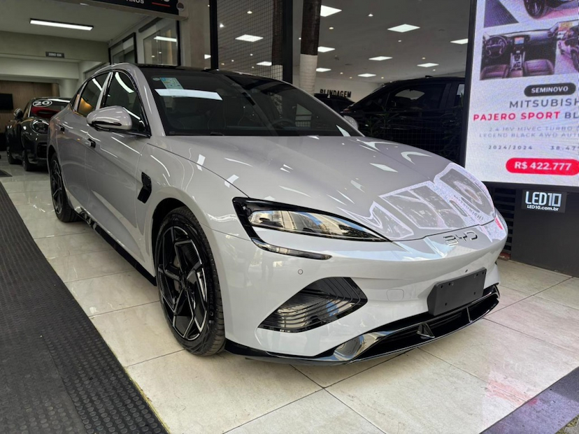 Foto do veículo BYD SEAL 82,5 KW ELÉTRICO  2027 0 KM 273.880,00