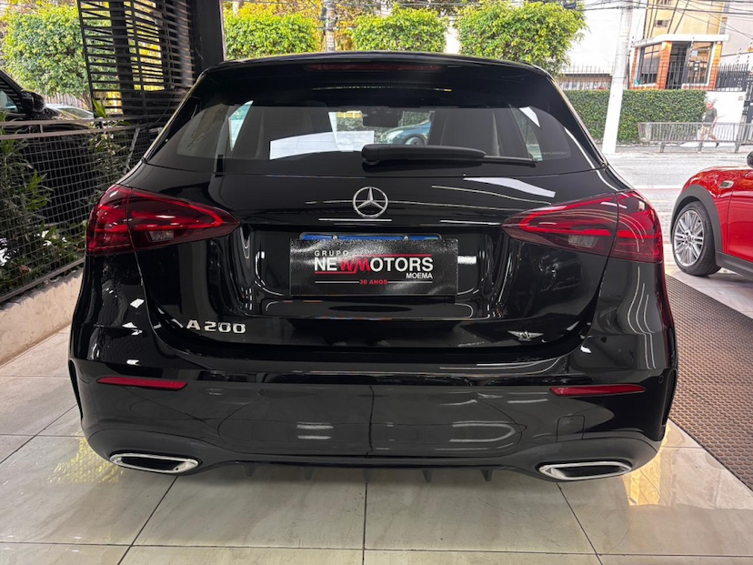 Foto do veículo MERCEDES-BENZ A 200 1.3 MHEV AMG LINE 7G-DCT 2024 21.193 KM 267.777,00