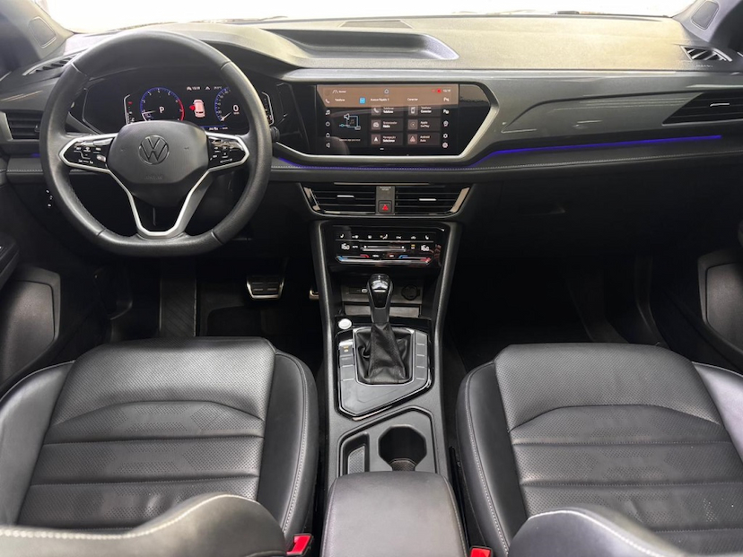 Foto do veículo VOLKSWAGEN TAOS 1.4 250 TSI TOTAL FLEX HIGHLINE AUTOMÁTICO 2024 22.000 KM 158.777,00