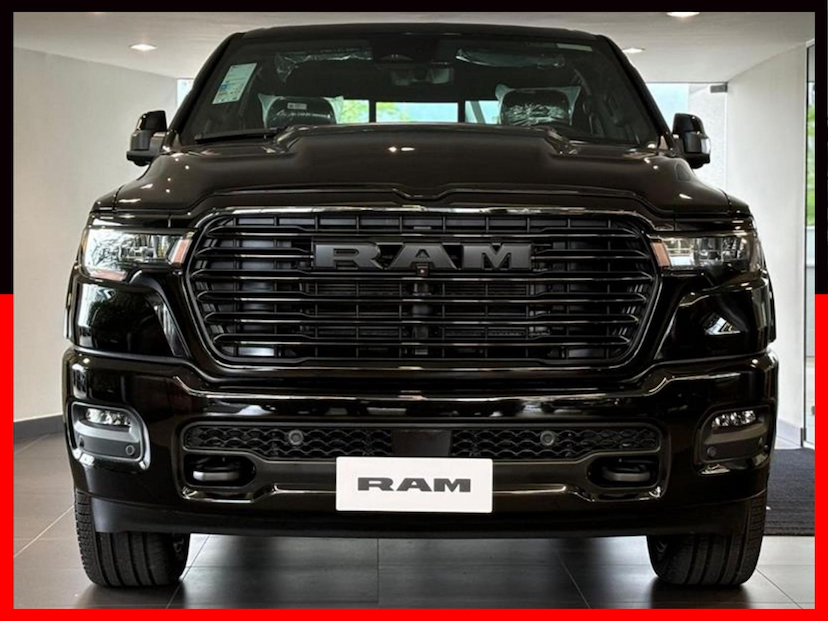 Foto do veículo RAM 1500 3.0 HURRICANE 6 BITURBO GASOLINA LARAMIE NIGHT EDITION CD 4X4 AUTOMÁTICO 2025 0 KM 564.800,00