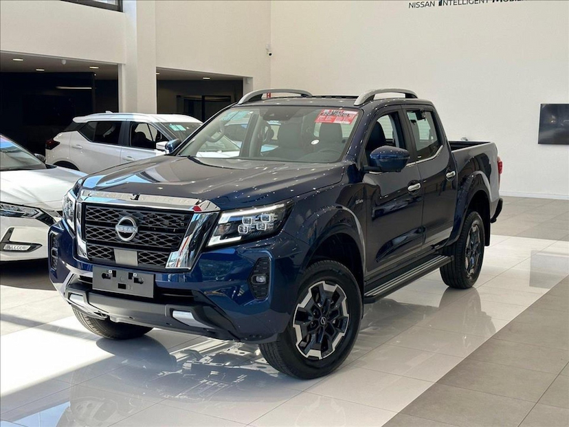 Foto do veículo NISSAN FRONTIER 2.3 16V TURBO DIESEL PLATINUM CD 4X4 AUTOMÁTICO 2026 0 KM 258.777,00