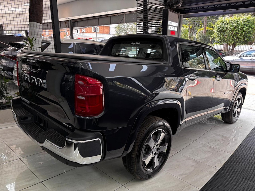 Foto do veículo RAM RAMPAGE 2.2 TURBO DIESEL LARAMIE 4X4 AUTOMÁTICO 2027 0 KM 224.780,00