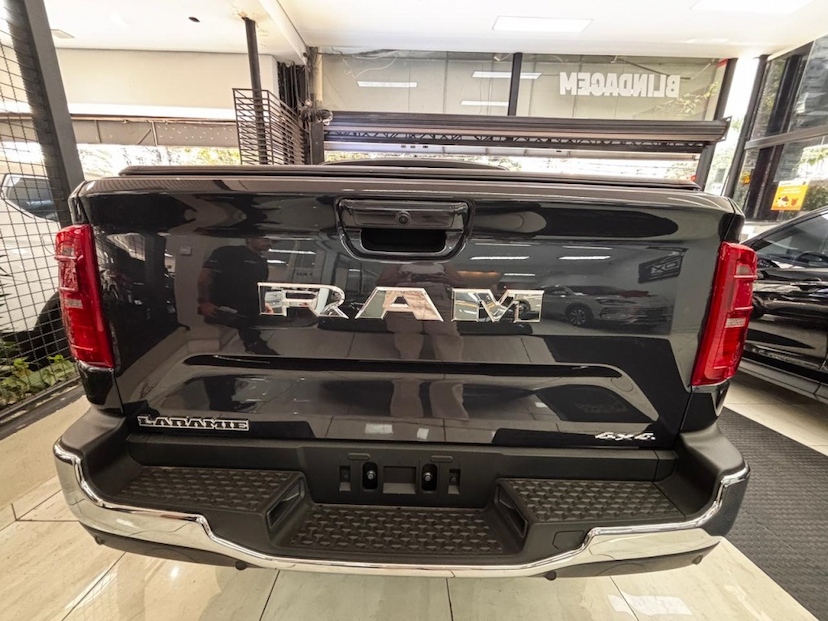 Foto do veículo RAM RAMPAGE 2.2 TURBO DIESEL LARAMIE 4X4 AUTOMÁTICO 2027 0 KM 224.780,00