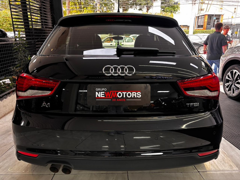 Foto do veículo AUDI A1 1.4 TFSI SPORTBACK ATTRACTION 16V 122CV GASOLINA 4P S-TRONIC 2016 60.184 KM 83.777,00