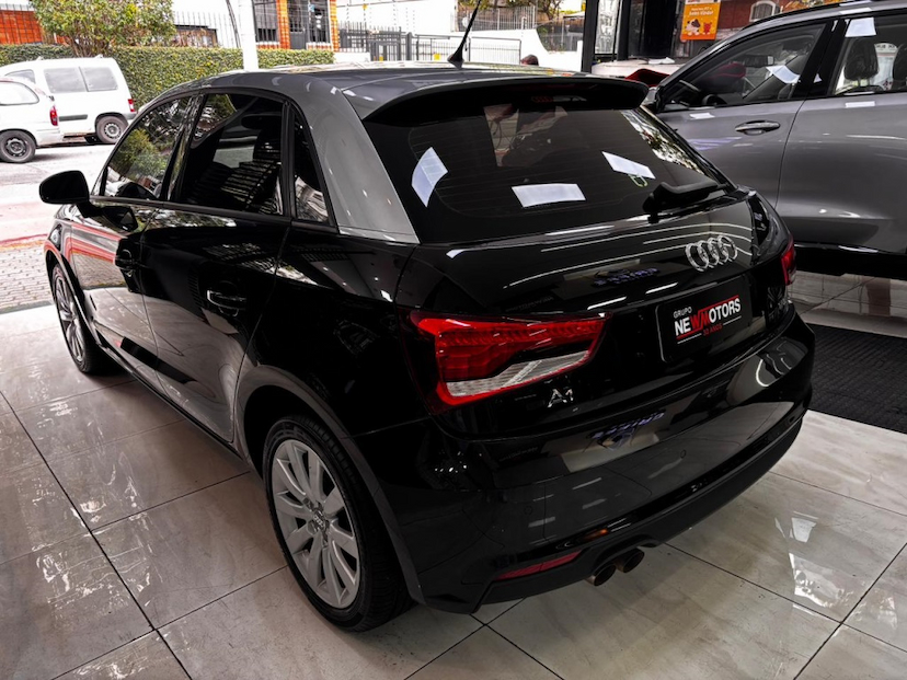 Foto do veículo AUDI A1 1.4 TFSI SPORTBACK ATTRACTION 16V 122CV GASOLINA 4P S-TRONIC 2016 60.184 KM 83.777,00