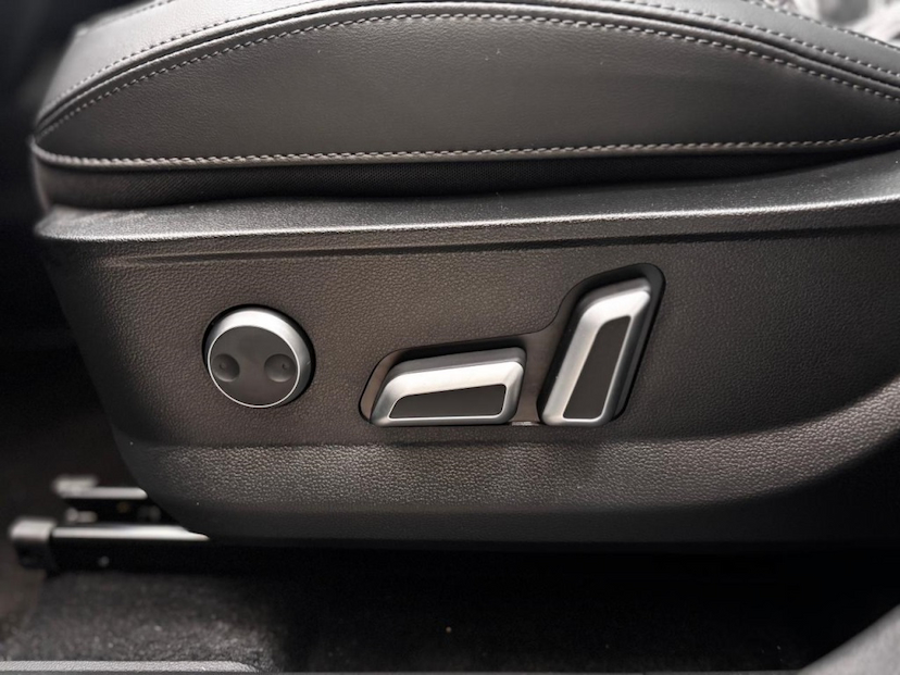 Foto do veículo GWM HAVAL H6 1.5 FLEX PHEV35 AWD E-TRACTION 2027 0 KM 276.300,00