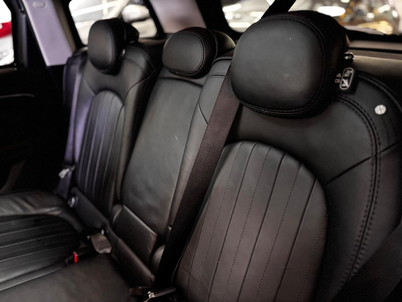 Foto do veículo MINI COUNTRYMAN 1.5 12V TWINPOWER TURBO HYBRID COOPER S E ALL4 STEPTRONIC 2019 49.758 KM 173.777,00