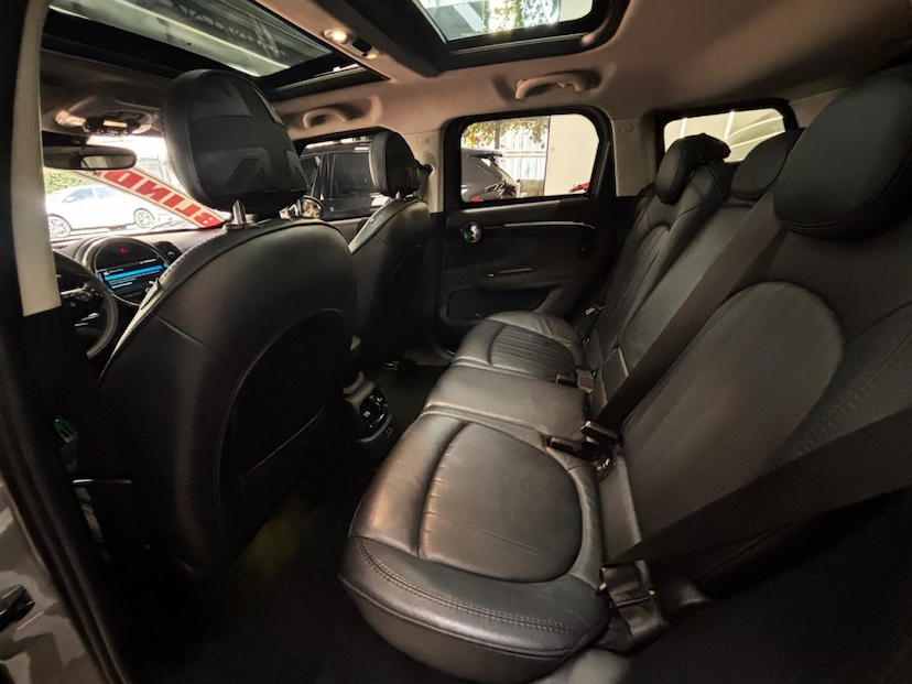 Foto do veículo MINI COUNTRYMAN 1.5 12V TWINPOWER TURBO HYBRID COOPER S E ALL4 STEPTRONIC 2019 49.758 KM 173.777,00