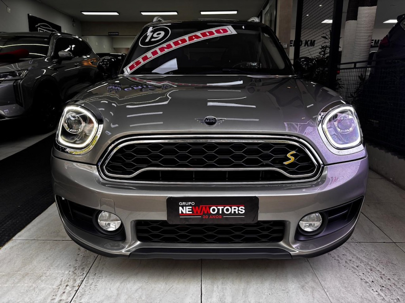 Foto do veículo MINI COUNTRYMAN 1.5 12V TWINPOWER TURBO HYBRID COOPER S E ALL4 STEPTRONIC 2019 49.758 KM 173.777,00