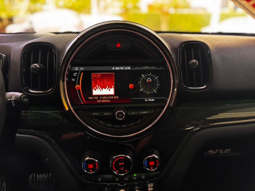 Foto do veículo MINI COUNTRYMAN 1.5 12V TWINPOWER TURBO HYBRID COOPER S E ALL4 STEPTRONIC 2019 49.758 KM 173.777,00