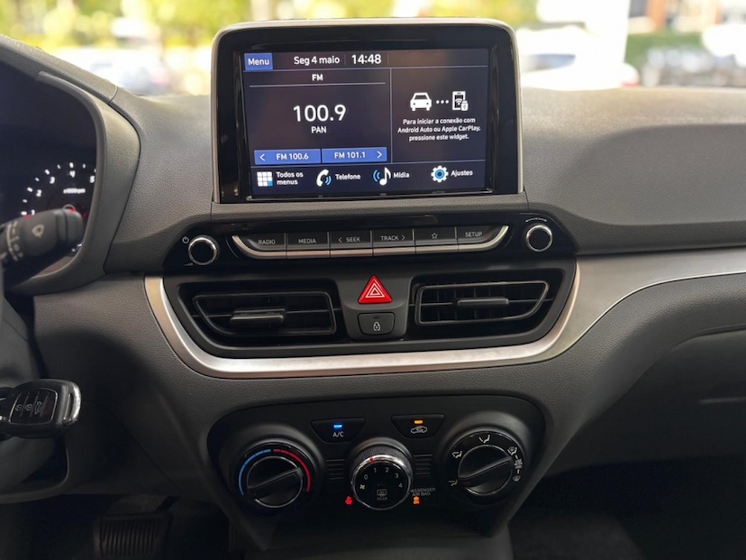 Foto do veículo HYUNDAI HB20S 1.0 TGDI FLEX COMFORT PLUS AUTOMÁTICO 2025 48.830 KM 85.777,00