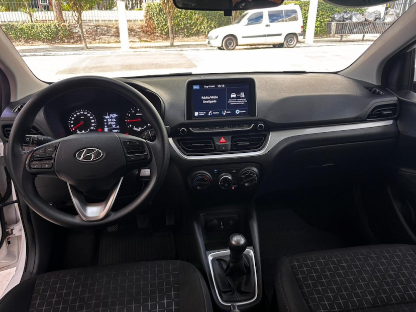 Foto do veículo HYUNDAI HB20 1.0 12V FLEX COMFORT PLUS MANUAL 2025 43.307 KM 68.777,00
