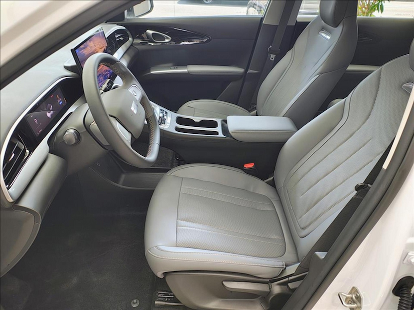 Foto do veículo GEELY EX2 39,4 KW ELÉTRICO PRO 2026 0 KM 129.900,00